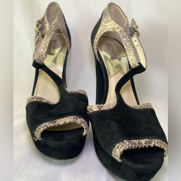 MICHAEL Michael Kors Peep Toe Platform Strappy Heels Black Snakeskin 8.5 - Picture 5 of 8